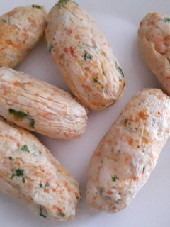 Una foto de Blw salchichas de pollo