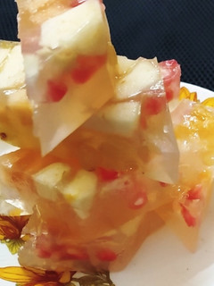 பழ ஜெல்லி கேக்(Fruit jelly cake recipe in tamil) செய்முறை முக்கிய புகைப்படம்