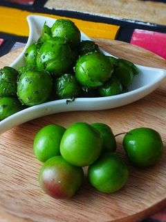 عکسی از دستور هلی کتنی(آلوچه شکسته) 🌺
