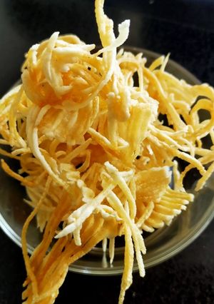 A picture of Potato Lachcha.