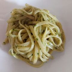 A picture of Linguine al Portofino.
