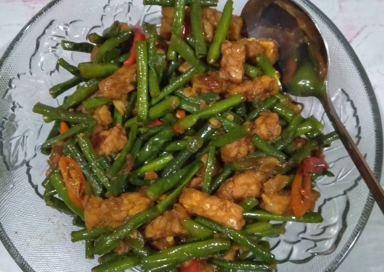 Tumis kacang panjang dan tempe