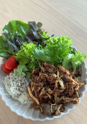 รูปของ ไก่ไหว้เจ้าคั่วเค็ม