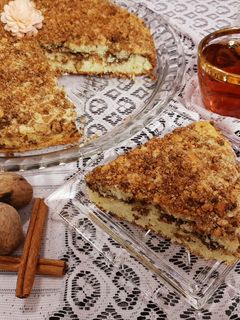عکسی از دستور کیک کرامبل گردویی(Crumble Cake)😍