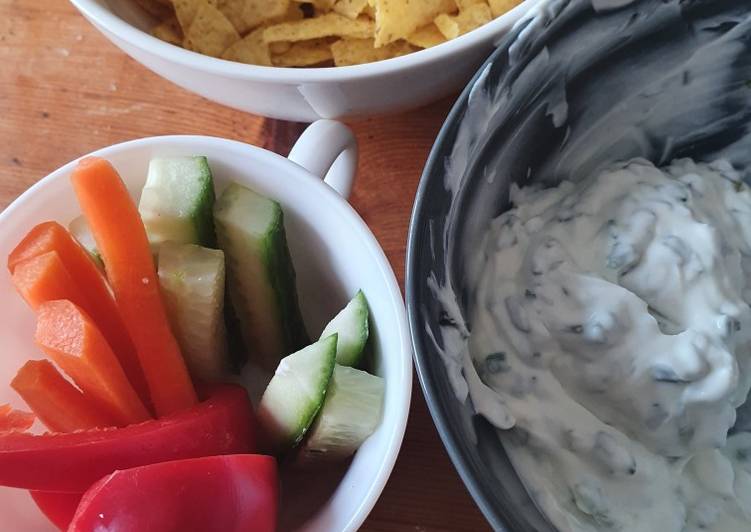 Easiest Way to Make Perfect Gemüsesticks mit Kräuterdip