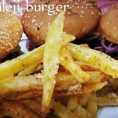 A picture of Chicken kaleji burger.