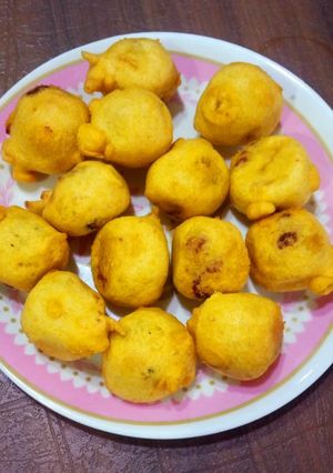 બટાકા વડા (Bataka Vada Recipe In Gujarati) રેસીપી મુખ્ય ફોટો