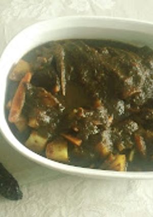 Una foto de Filete con chile y vino