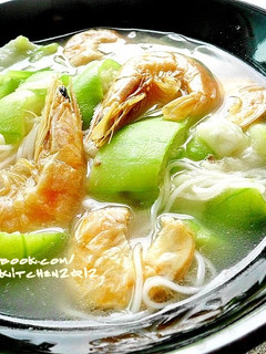 蝦乾絲瓜煨麵 的食譜成品照片