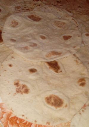 صورة لوصفة الخبز السوري (خبز التورتية)
