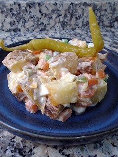 Una foto de Ensaladilla rusa de patatas asadas