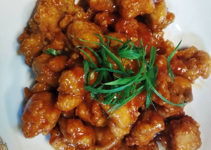 Yangyeom tongdak/Korean fried chicken