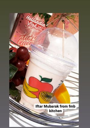 Strawberry🍓and banana🍌shake ainihin hoton girkin