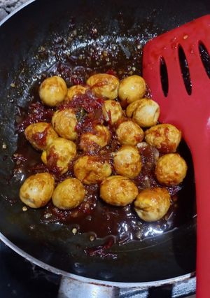 Foto resep Oseng telur puyuh pedas manis