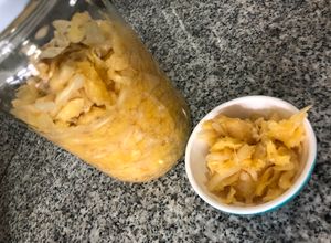 Una foto de Encurtido Sauerkraut de repollo verde
