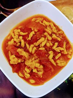 टमाटर सेव की सब्जी (Tamatar sev ki sabzi recipe in Hindi) रेसिपी मुख्य फोटो