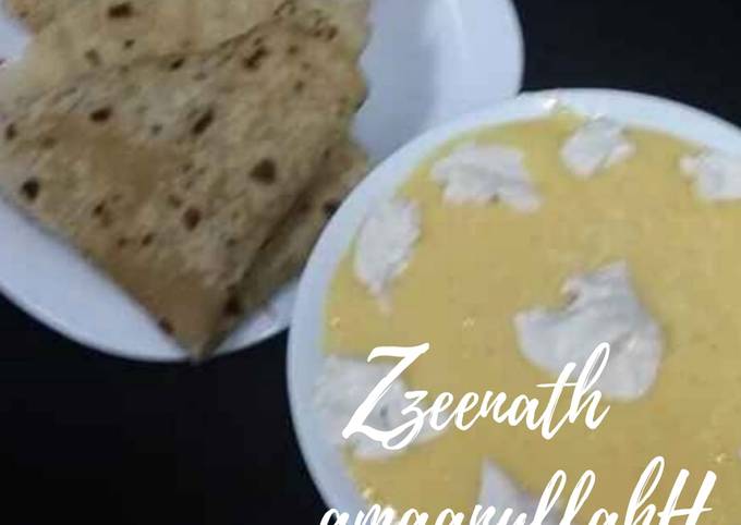 Creamy Aamras with Rotis