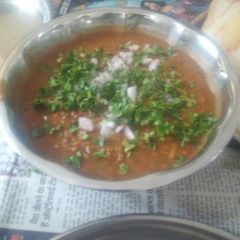 A picture of Bhaji.