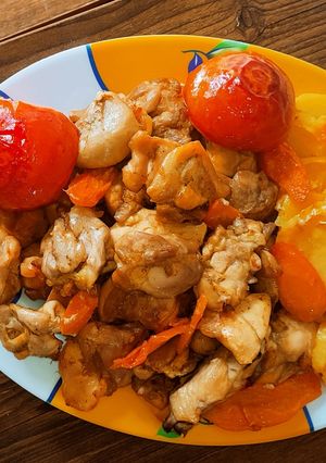 عکسی از دستور فیله ران مرغ با سیبزمینی و هویج