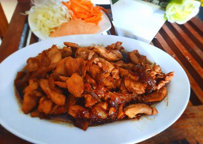 Chicken teriyaki with salad