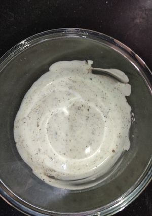 A picture of Garlic Mayo Dip.