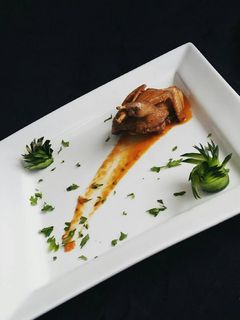 Una foto de Godorniz alas Especias
