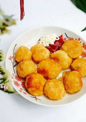 Hình của món Potato Cheese Balls - Khoai tây bọc phô-mai chiên giòn  🍥.