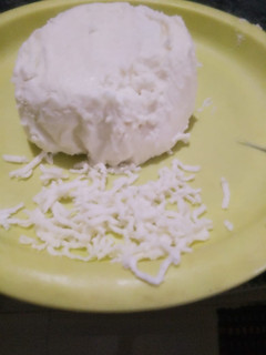 હોમ મેડ ચીઝ (Home made cheese Recipe in gujarati) રેસીપી મુખ્ય ફોટો