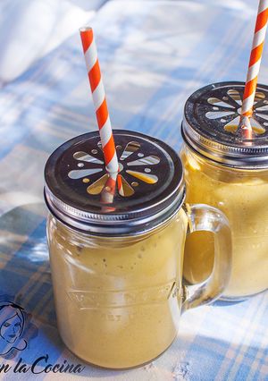 Una foto de Smoothie de Kaki y Banana