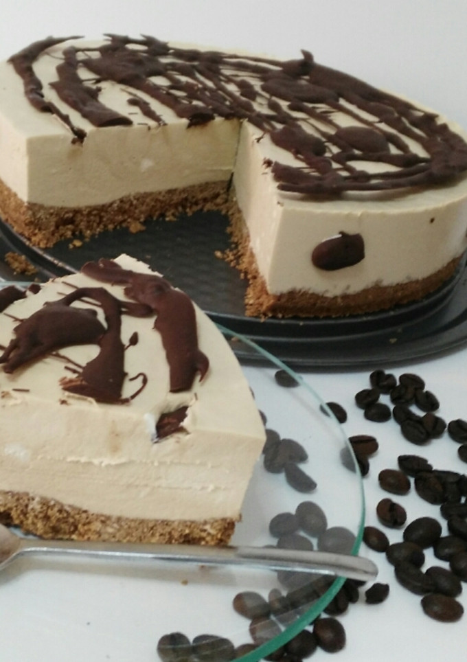 Una foto de Tarta fría de mousse de café con Thermomix