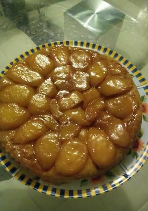 Una foto de Tatin de manzana con caramelo