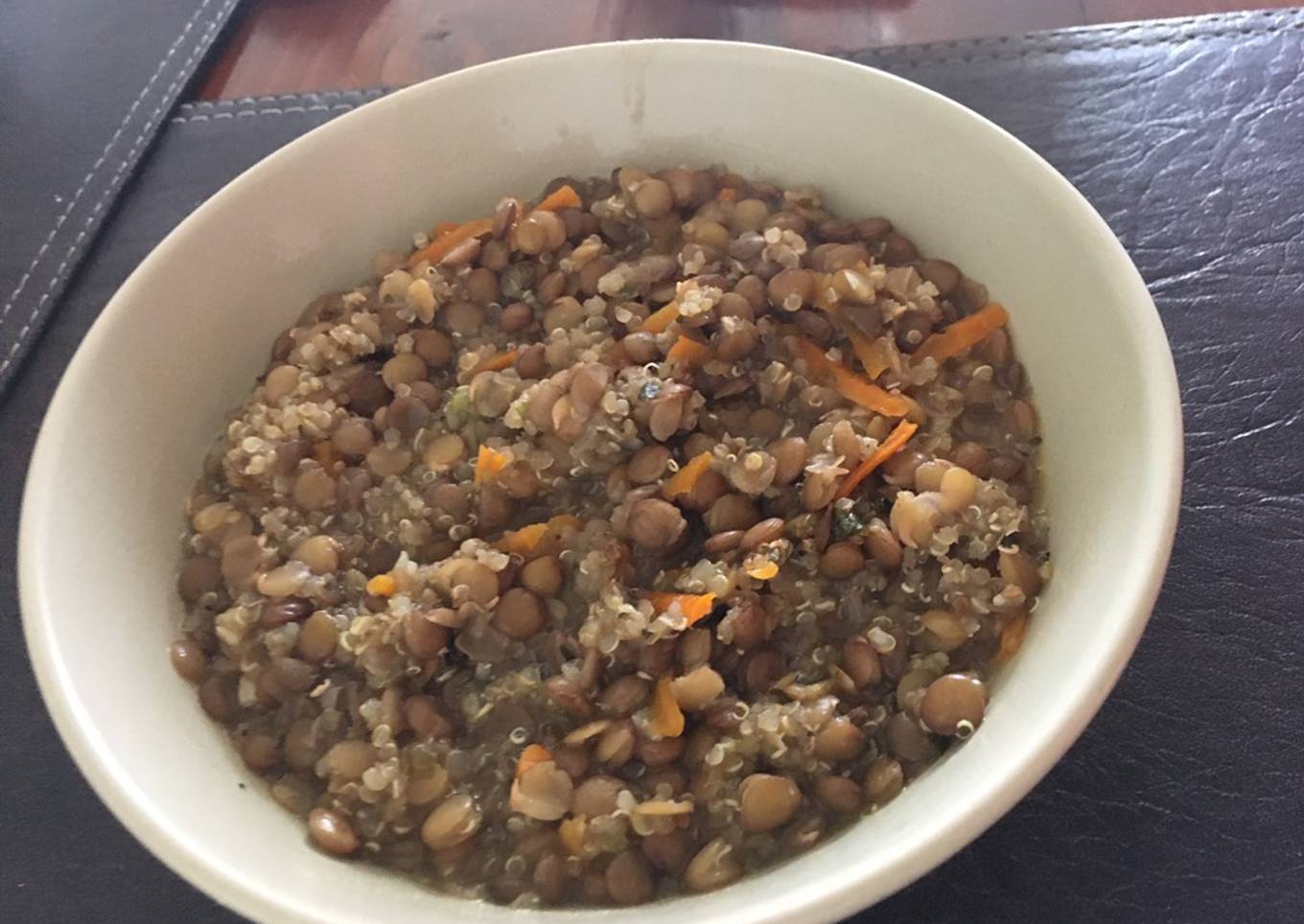 Lentejas guisadas con quinoa