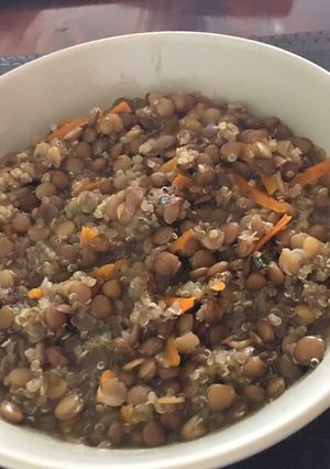 Una foto de Lentejas guisadas con quinoa