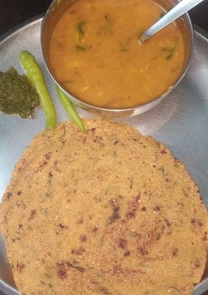 मक्का मेथी का पराठा (makka methi ks paratha recipe in Hindi) रेसिपी मुख्य फोटो