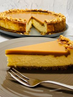 Fehércsokis sajttorta sóskaramellel recept fotója