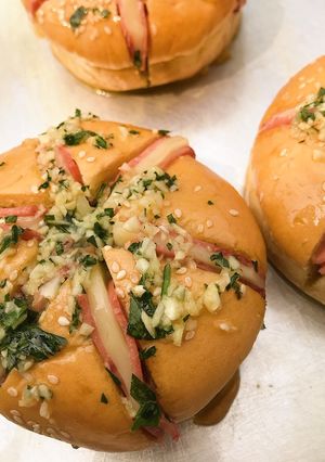 Foto resep Korean Garlic Mozarella Bread ❣️(Dengan Bun Burger Siap Saji)