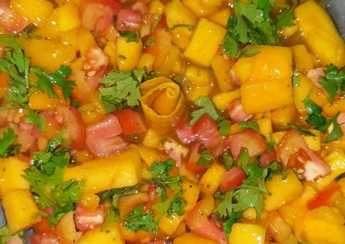 Tri color mango salsa