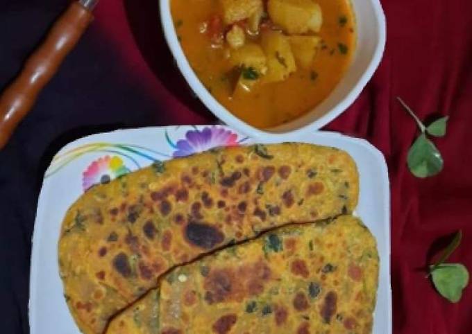 Triangle methi khasta paratha with aloo tamater sabji Recipe by Shubhi ...