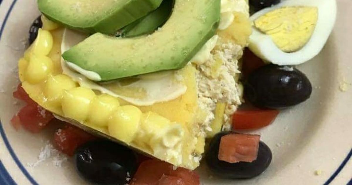 Causa rellena con Pollo