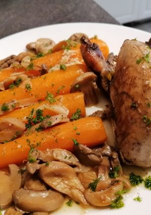 Une photo de Perdreau au jus et légumes braisés