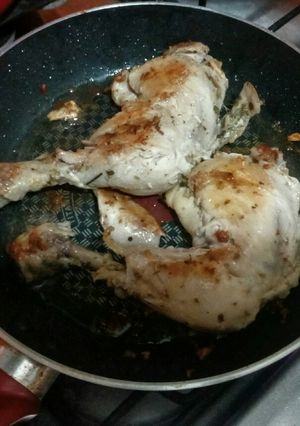 Una foto de Pollito frito en base de chimichurri