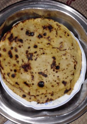 A picture of Aloo ki rutti.