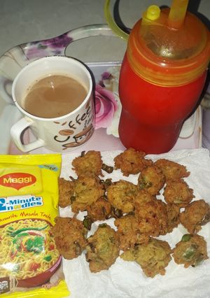 A picture of Herbed Maggi Fritters.
