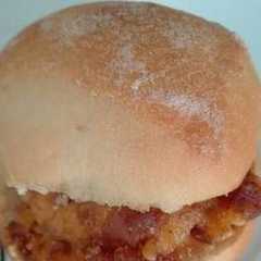 Una foto de Botana Navideña Cemitas de jamón endiablado