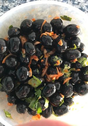 Una foto de Aceitunas negras aliñadas