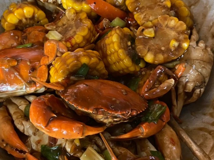 Langkah Gampang Menyiapkan Resep Kepiting saus lada hitam yang Bisa Manjain Lidah Anti Ribet, Mantap Sekali