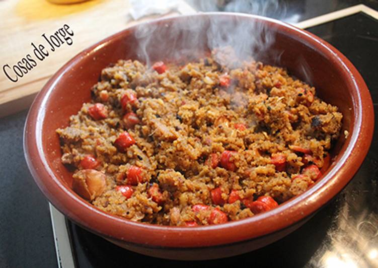 Migas con chistorra y tocino