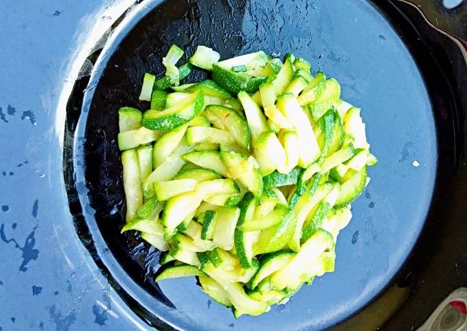 Easiest Way to Prepare Jamie Oliver Zucchini noodles