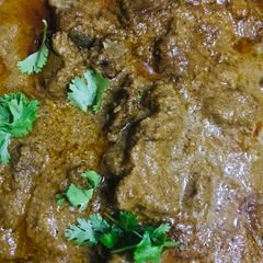 A picture of Lagan Dahi Pasanda.