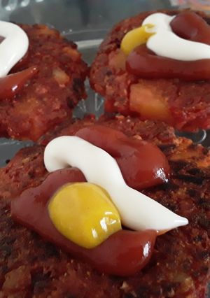 Una foto de Hambuguesas de papa y coliflor... 🤔😁😉🍔